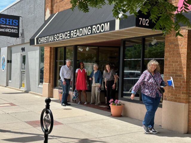 Reading Room exterior_4423